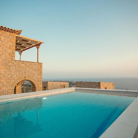 Tseralia Houses Stoúpa الغرفة الصورة