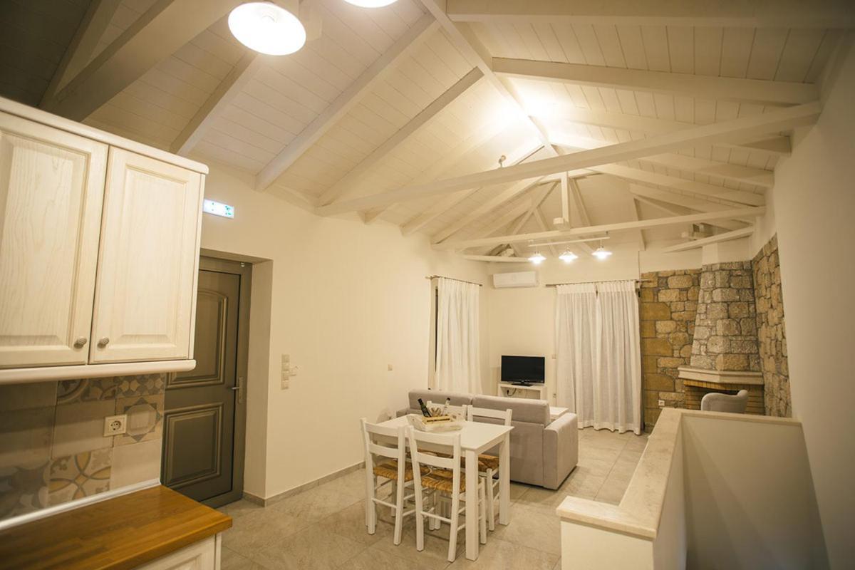 Tseralia Houses Stoúpa الغرفة الصورة